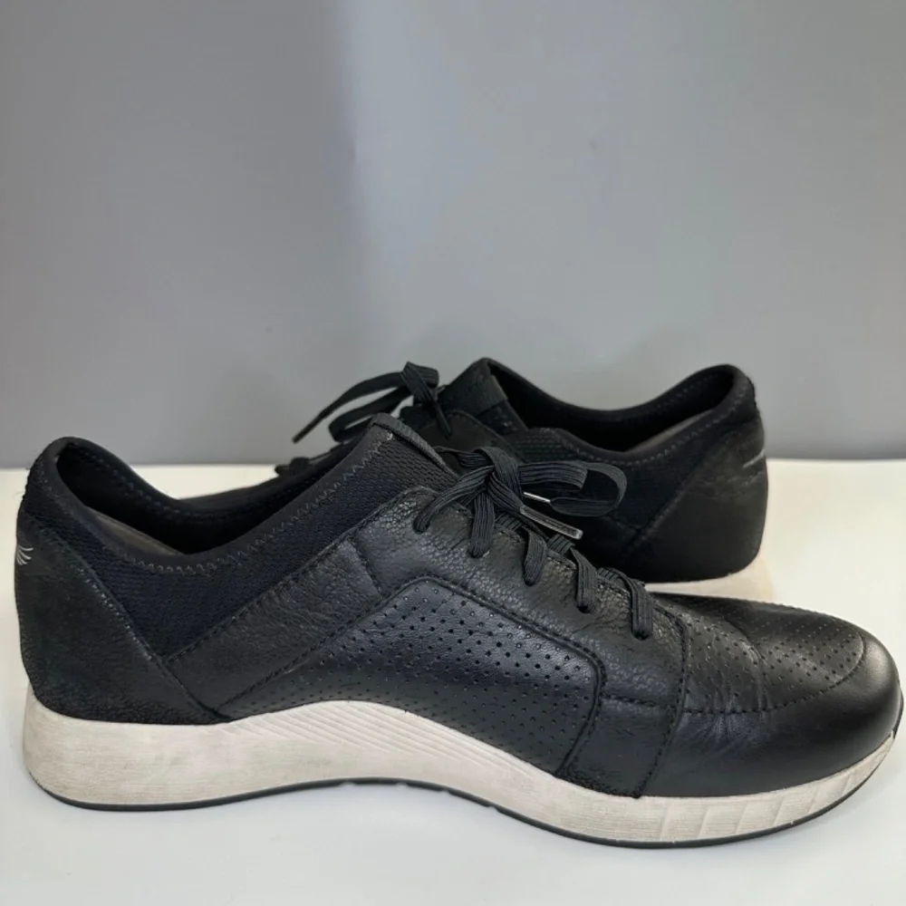 Dansko sneakers womens